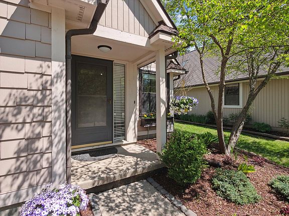 5th image of 2542 Country Village Ct