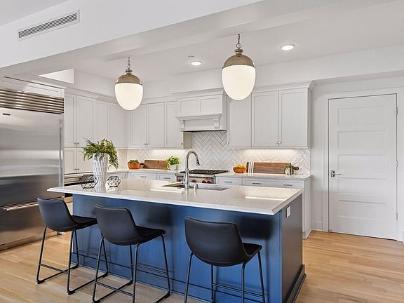 2nd image of 222 Ferndale Rd S Unit 203