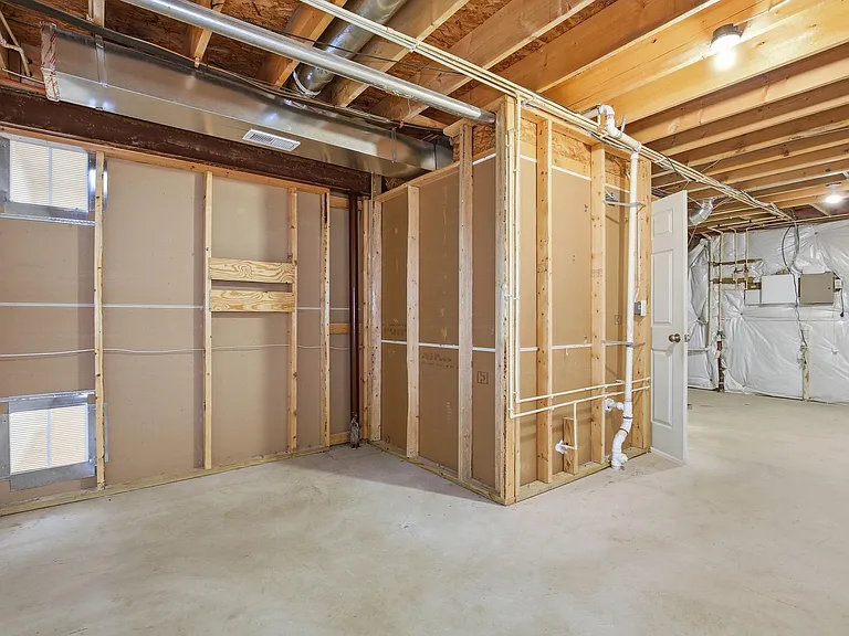 20 Houser Dr — Photo 31
