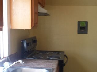 453 Leslie St, Newark, NJ 07112