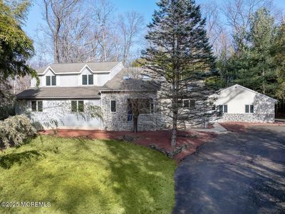 12 Bauers Lane, Morganville, NJ, 07751