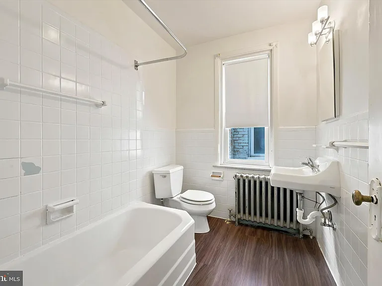832 N Union St — Photo 9