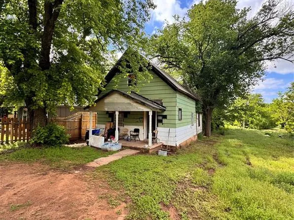 607 E Grant Ave, Guthrie, OK 73044