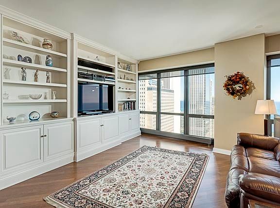 2nd image of 130 N Garland Ct APT 4805