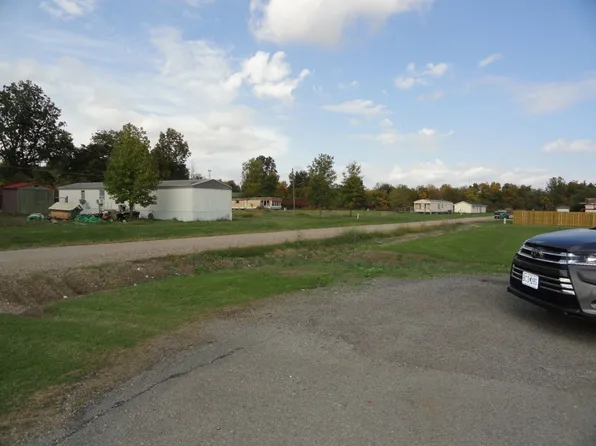 Pecan St, Steele, MO 63877