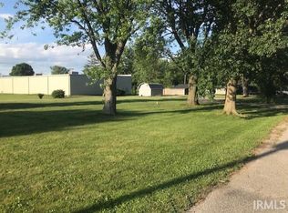 215 E Sherron St, Sweetser, IN 46987