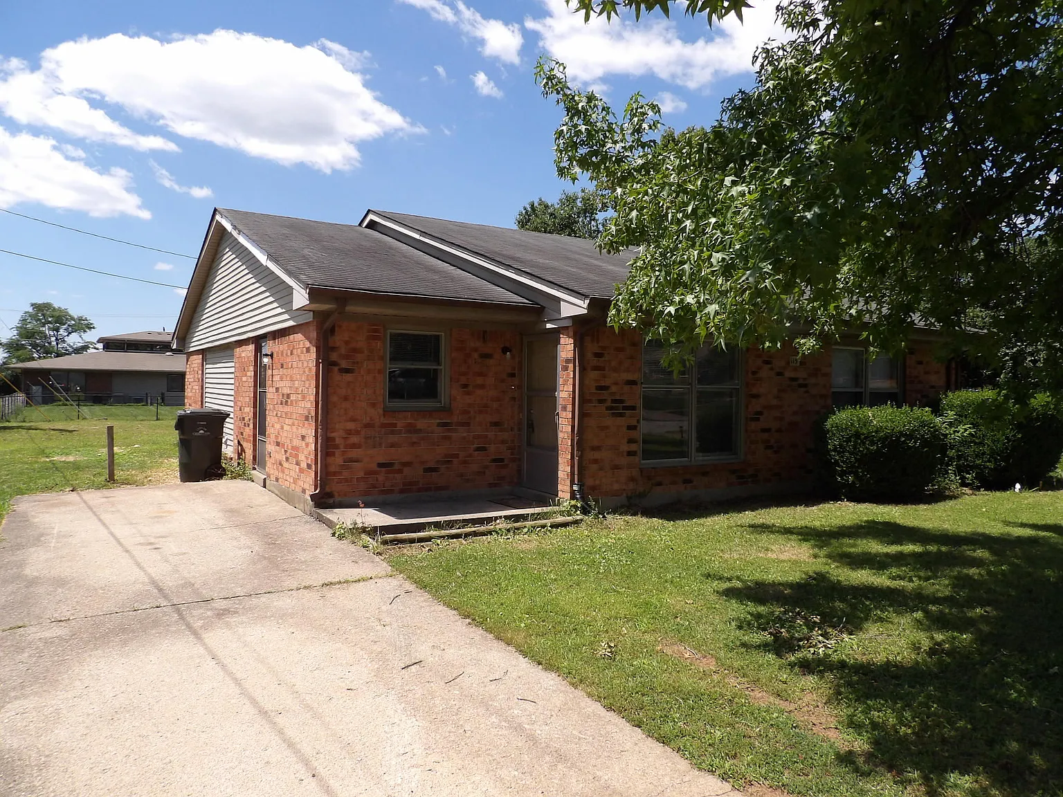 2 bed, 1.0 bath, 900 sqft, $1,250 — Photo 4