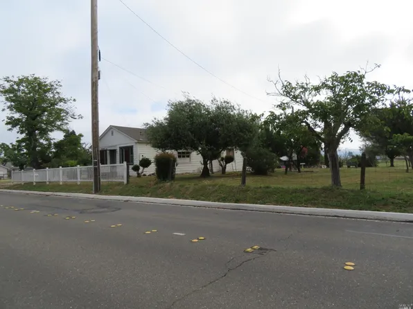 2010 Waltzer Road, Santa Rosa, CA 95403