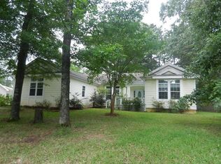 165 S Lakeshore Dr, Benton, LA 71006