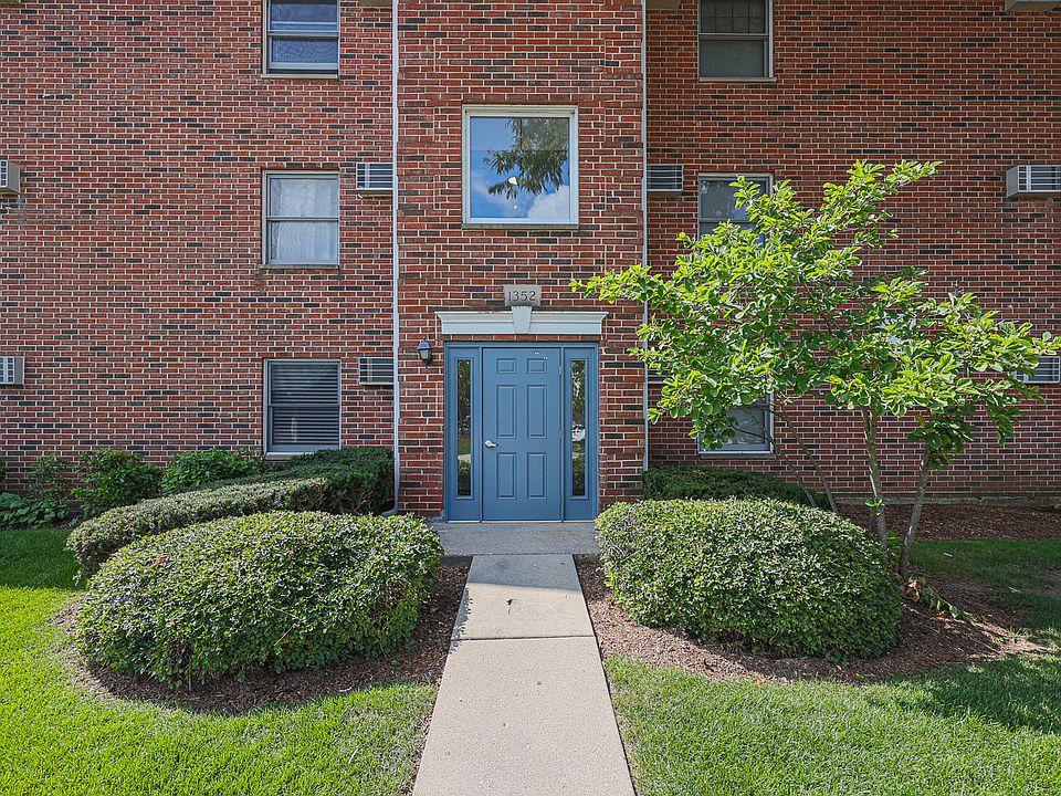 1st image of 1352 Cunat Ct APT 2A
