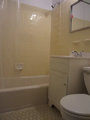 Rented by Alexander Hidalgo, Inc. | media 18