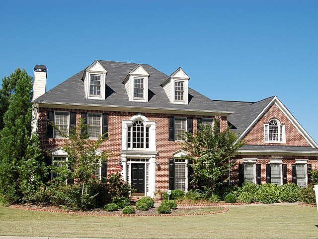 1st image of 319 Carriage Oaks Dr