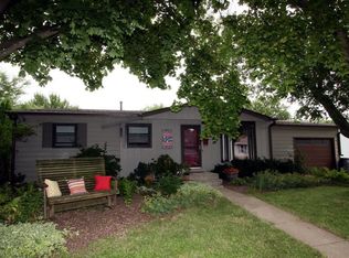 118 Shrader Rd, Iowa City, IA 52245