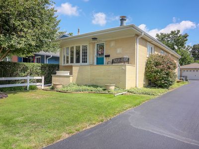 611 Houston St, Lemont, IL, 60439