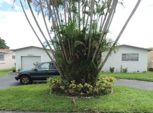 3417 Acapulco Dr, Miramar, FL 33023