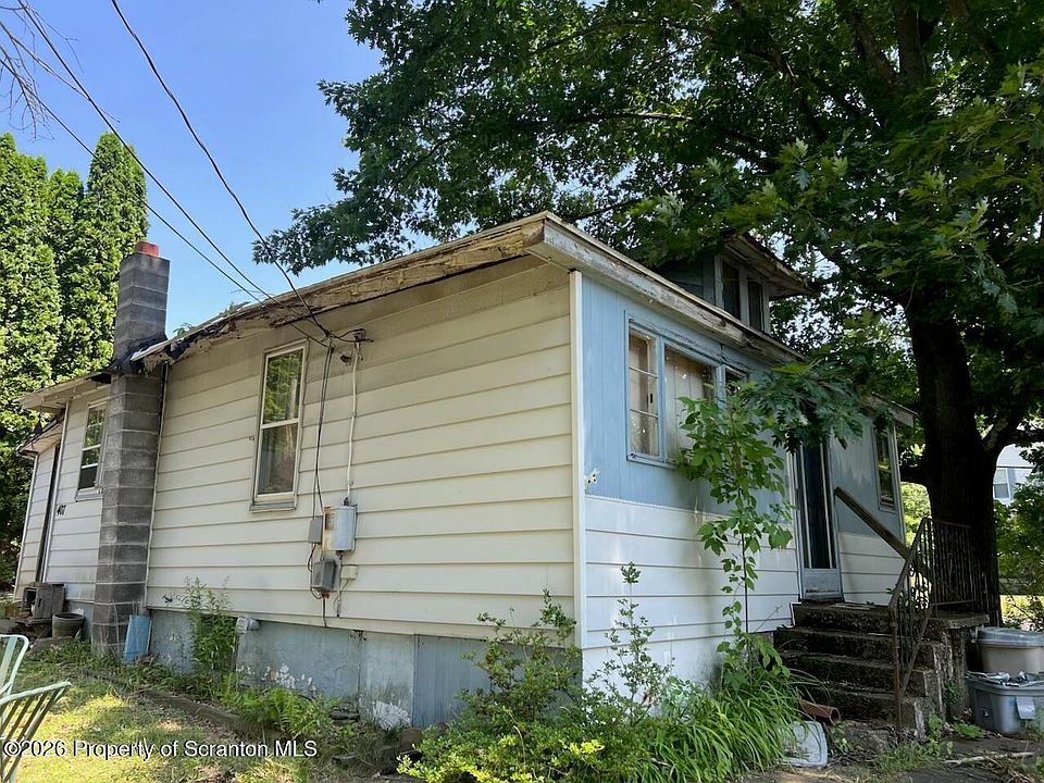 1st image of 407 Columbia Ave
