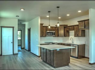 33 Potlatch Loop, Priest River, ID 83856