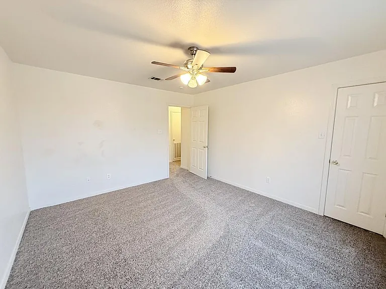 705 S Amy Ln #B — Photo 21