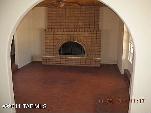 5th image of 5120 S Camino De Oeste