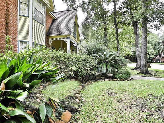 5th image of 2915 Crystal Falls Dr