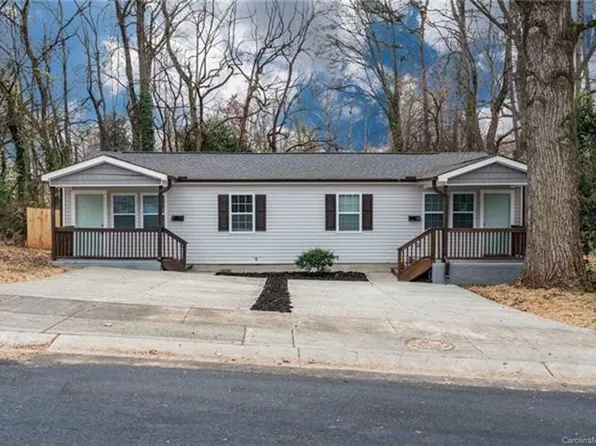 2215 Kennesaw Dr, Charlotte, NC 28216
