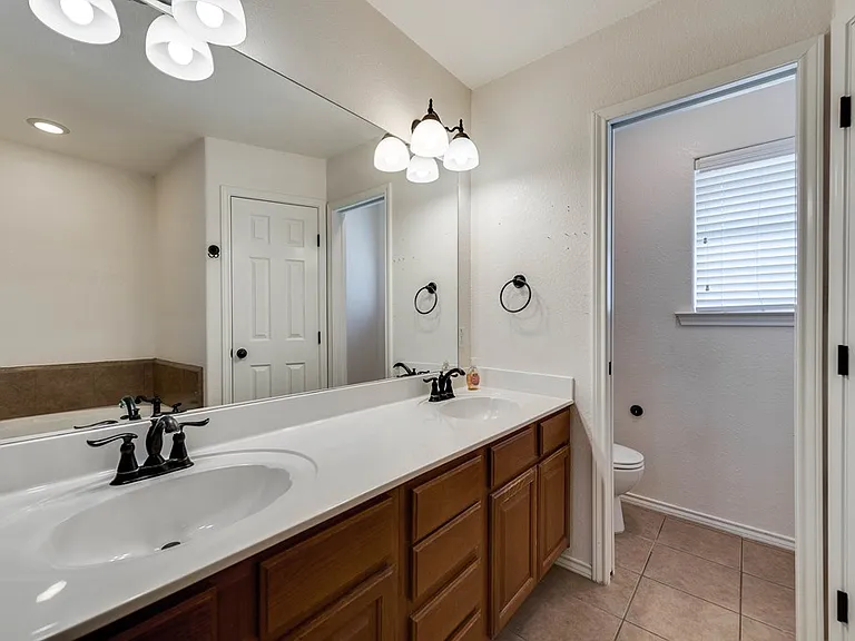 3316 Sagemont Dr — Photo 18