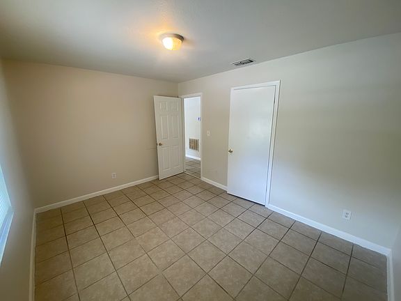 3rd image of 1221 Pioneer Trl #1223
