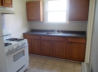 1244 Ten Oaks Rd, Baltimore, MD 21227