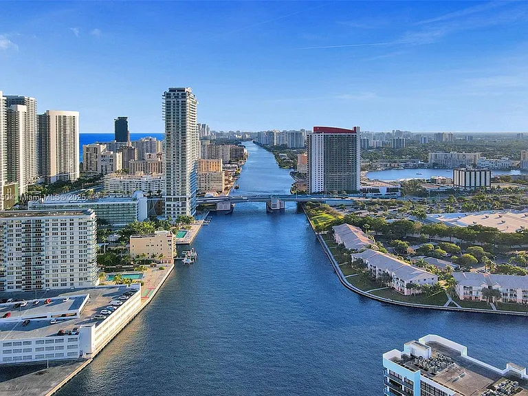3725 S Ocean Dr #1506 — Photo 40
