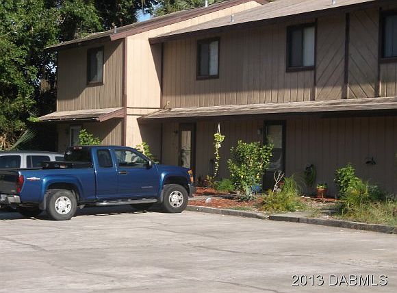1st image of 71 Village Dr #71