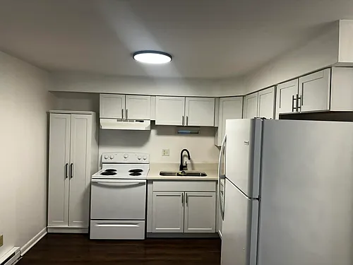 1066 S Cross St Photo 1