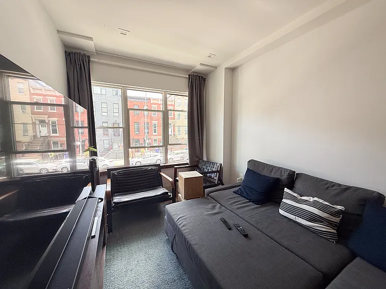 563A Lafayette Ave #2 — Photo 7