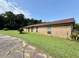 9681 Pine Cone Dr, Cantonment, FL 32533