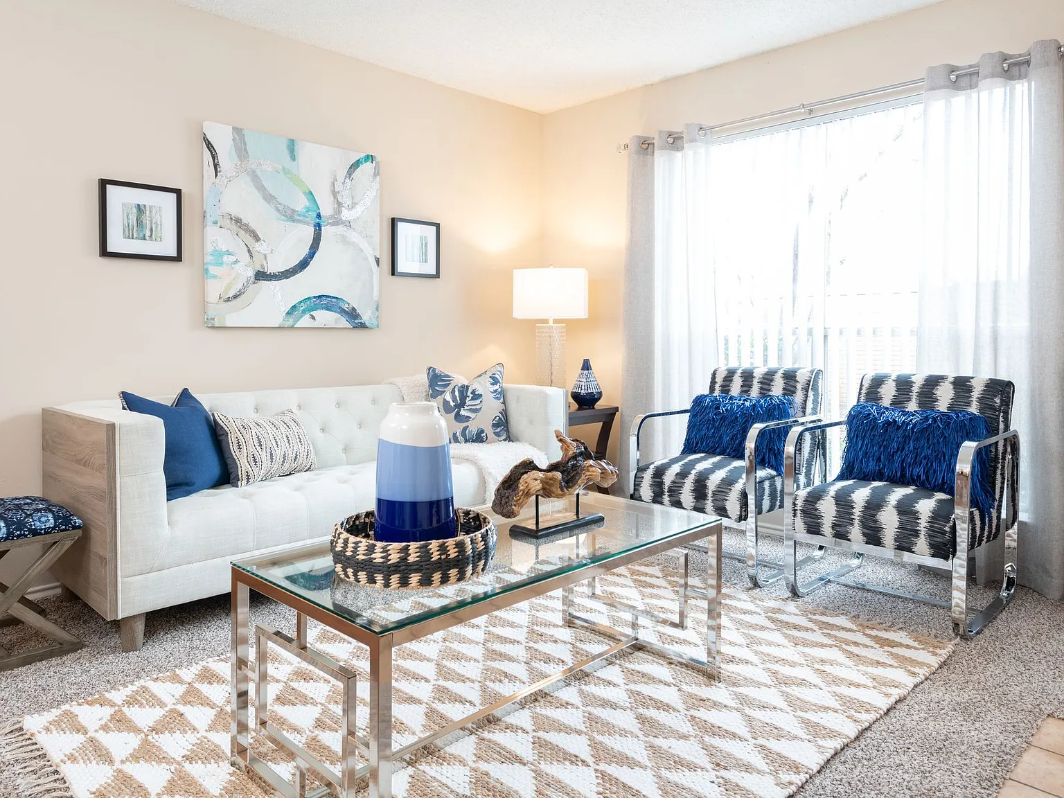 Charter Oak Apartments — Photo 2