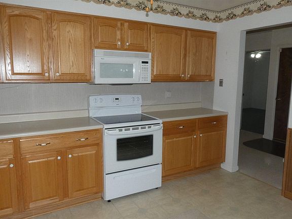 4th image of 735 E Gift Ave #B
