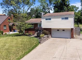 409 College Park Dr, Monroeville, PA 15146