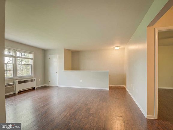 5th image of 177 Talbott St