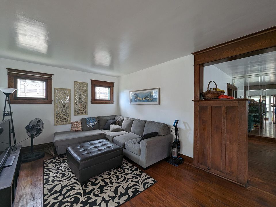 1st image of 306 Lasalle Ave