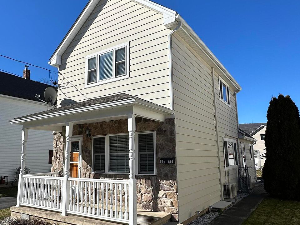 1st image of 1151 Olga St