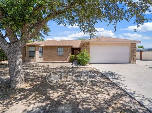 109 Burwood Ln, Del Rio, TX 78840
