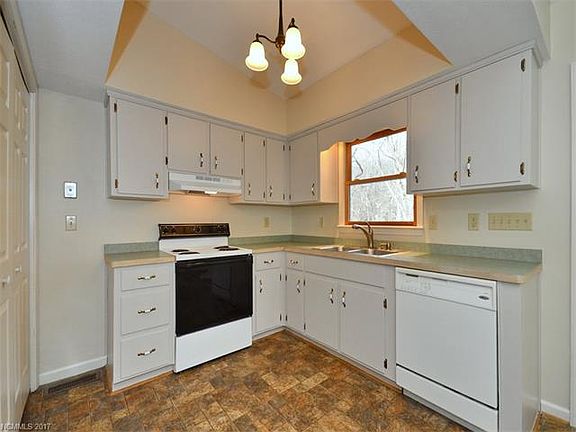 2nd image of 70 Contentment Ln