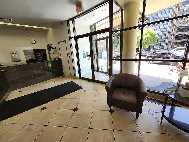 2141 I St NW #707 — Photo 2
