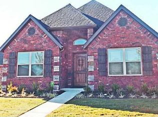 3217 SW Stoneway Ave, Bentonville, AR 72712