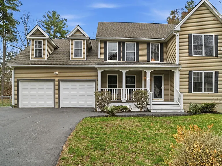 46 Cherrywood Dr — Photo 1