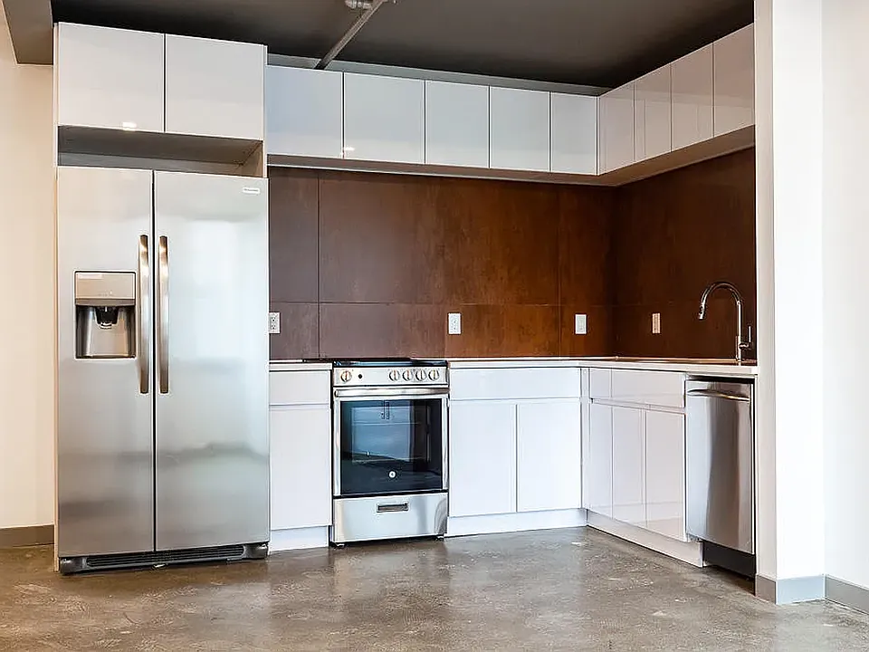 410 Tompkins Ave #5D