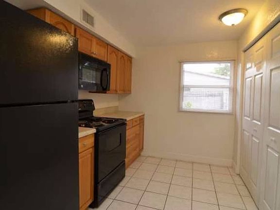 2nd image of 5201 98th Ave N