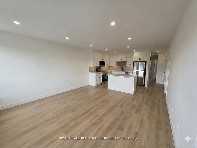 272 Lakeshore Rd E #UPPER — Photo 4