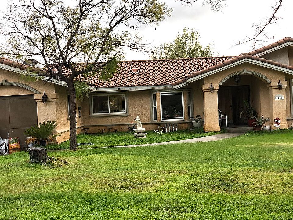 1st image of 3280 Villa Highlands Dr