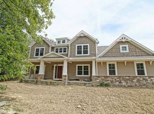 12265 Durkee Rd, Grafton, OH 44044