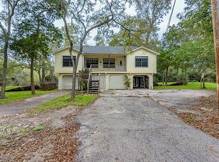 706 N Clear Creek Dr, Friendswood, TX 77546